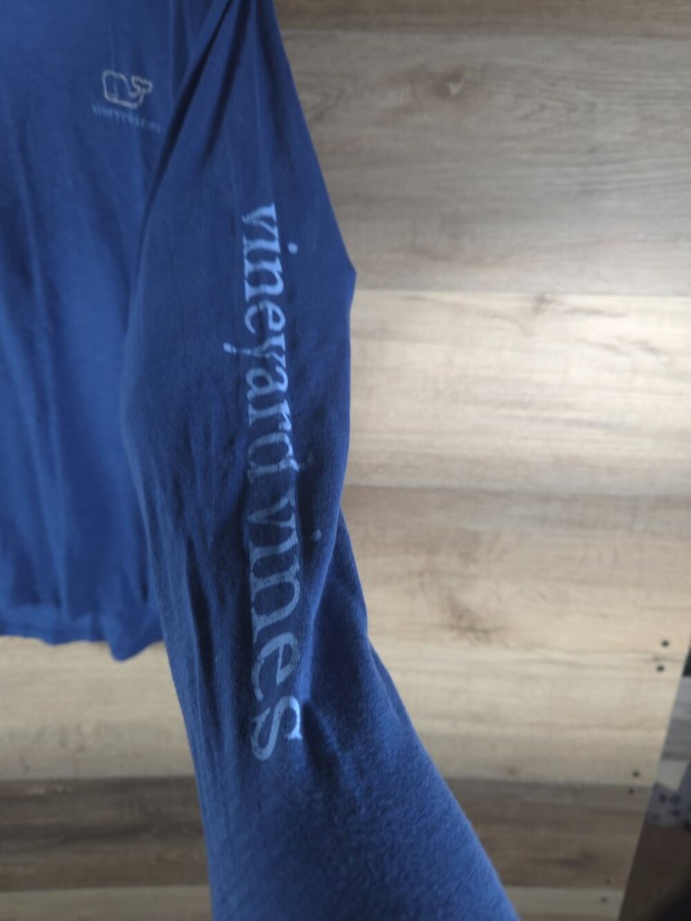 Vineyard Vines Blue Long Sleeve Whale Logo Tee Women's Medium - Picture 3 of 4